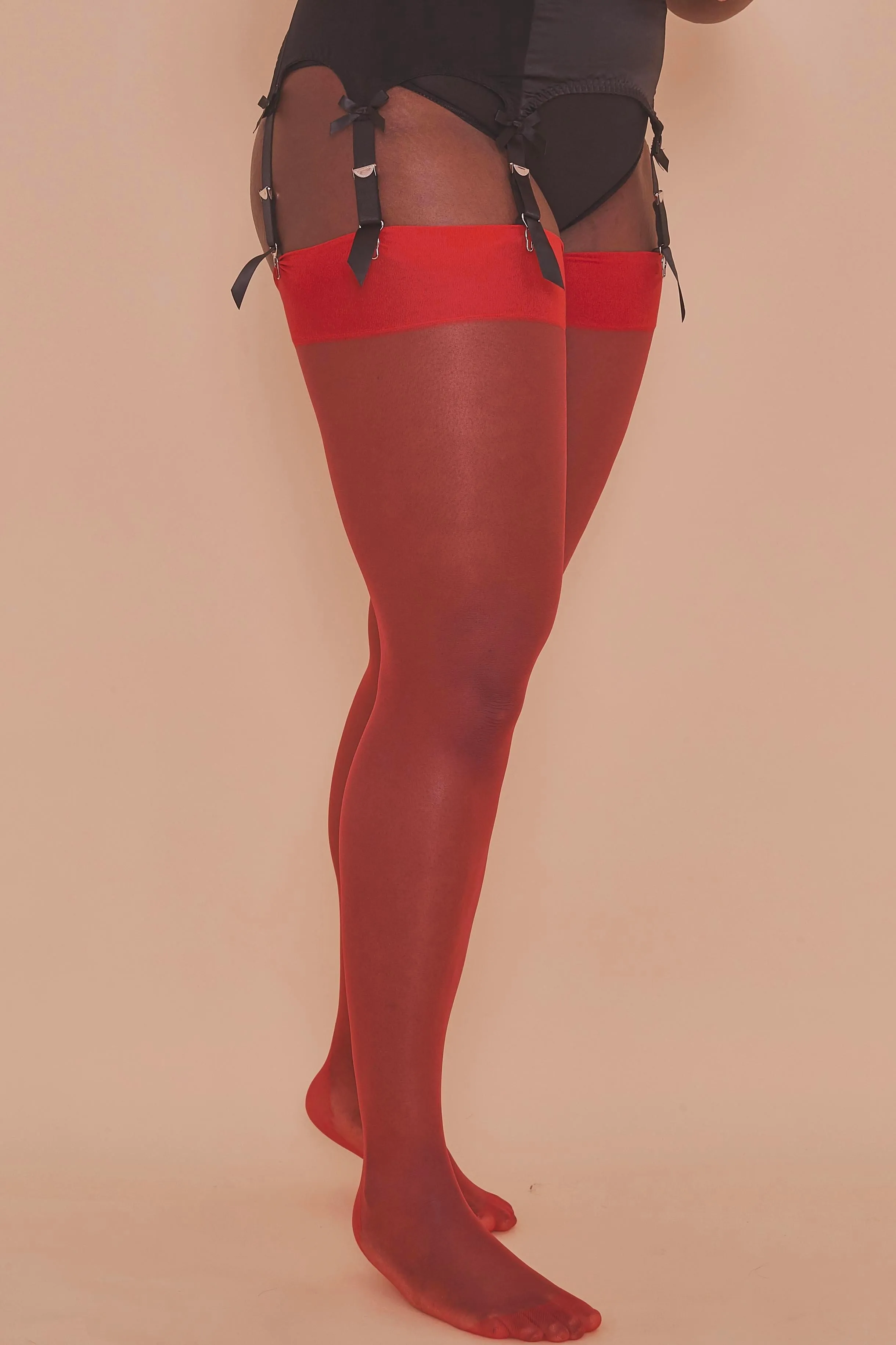 Seamed Stockings Red US 4 - 18 Tall